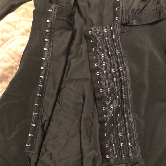 Sonryse Faja size Medium with sleeves - Picture 5 of 8